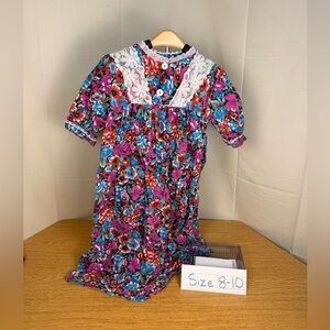 Floral Dress with Lace Collar